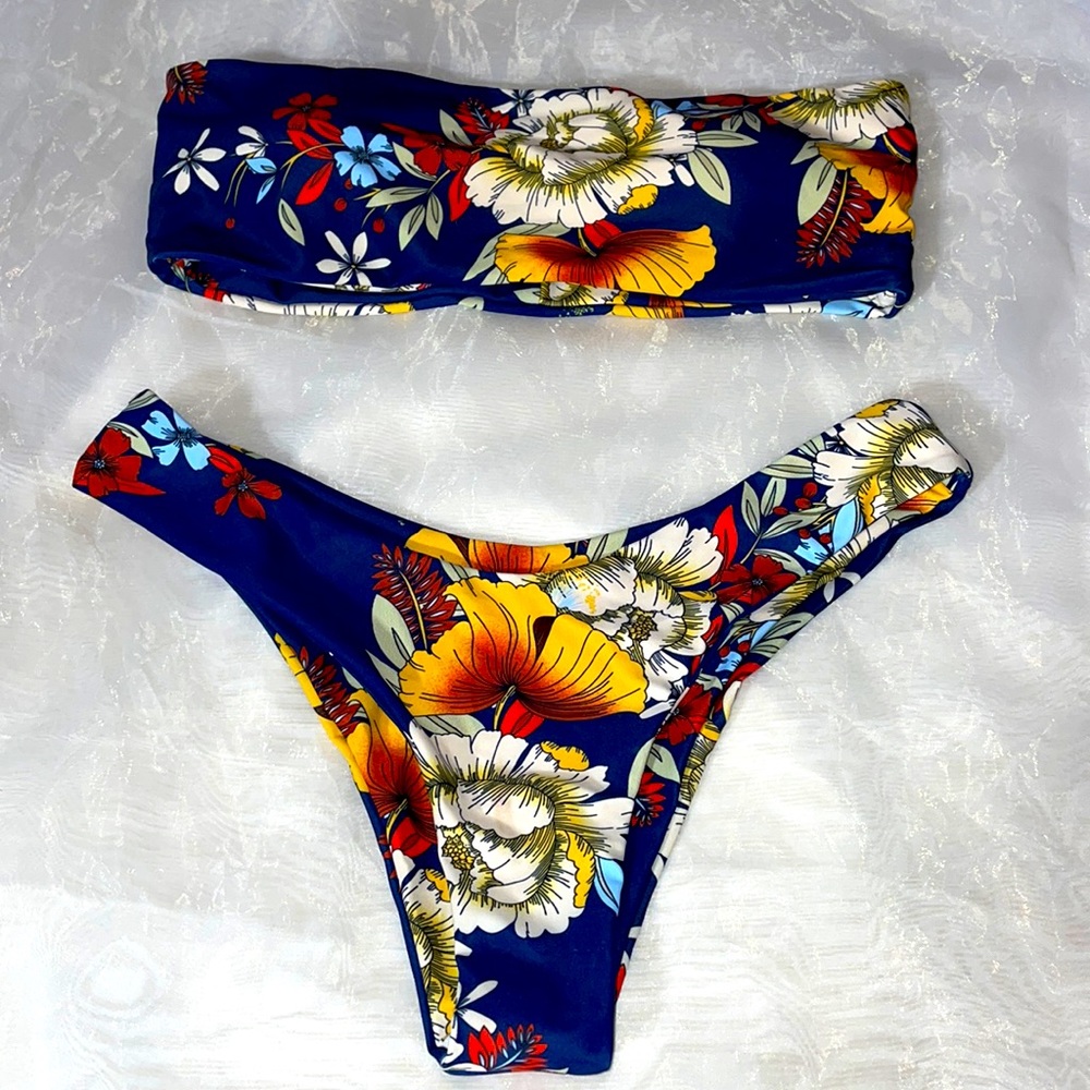Zaful bikini set size 4 floral bandeau